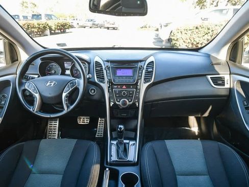 Used 2013 Hyundai Elantra GT w/ Touch & Go Pkg image 14