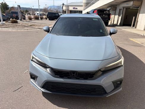 Used 2022 Honda Civic Sport Touring image 2