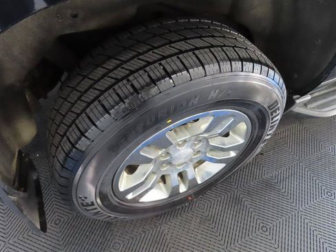Used 2019 Chevrolet Tahoe LT AWD/4WD image 8