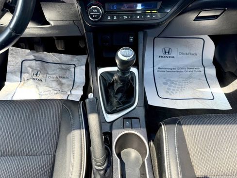 Used 2015 Toyota Corolla S FWD image 18