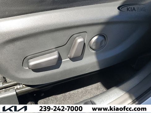 Used 2018 Kia Sportage EX w/ EX Premium Package FWD image 19