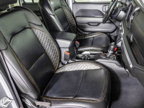 Used 2021 Jeep Wrangler Unlimited Sahara AWD/4WD image 47