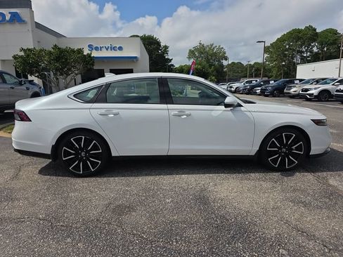 Certified 2025 Honda Accord Touring image 3