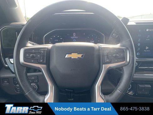 Used 2025 Chevrolet Silverado 1500 LT AWD/4WD image 11