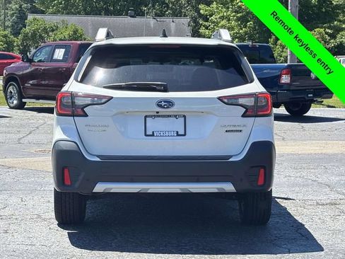 Used 2022 Subaru Outback Touring AWD/4WD image 38