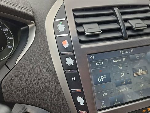 Used 2020 Lincoln MKZ AWD w/ Convenience Package image 47