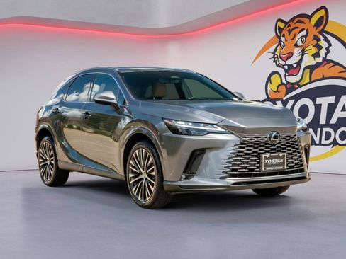 Used 2023 Lexus RX 350 Premium Plus w/ Accessory Package (Z1) AWD/4WD image 4