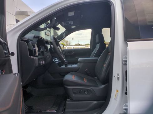 New 2026 GMC Sierra 1500 AT4 w/ AT4 Premium Package AWD/4WD image 12