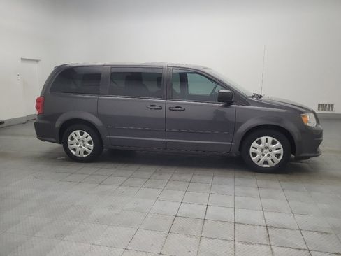 Used 2017 Dodge Grand Caravan SE w/ Power Window Group FWD image 11