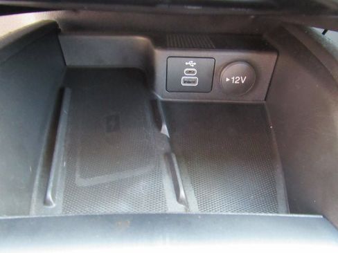 Used 2025 Ford Escape Platinum w/ Premium Technology Package AWD/4WD image 22