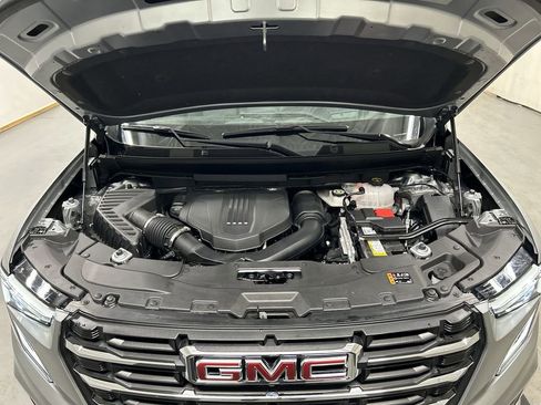 Certified 2024 GMC Acadia Elevation w/ Luxury Package image 24