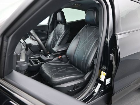 Certified 2023 Ford Mustang Mach-E Select RWD image 9