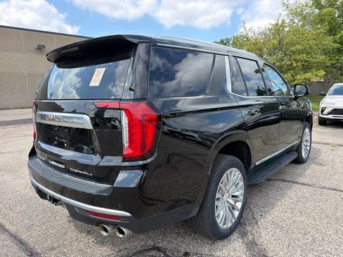 Used 2023 GMC Yukon Denali AWD/4WD image 5