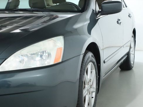 Used 2004 Honda Accord EX image 3