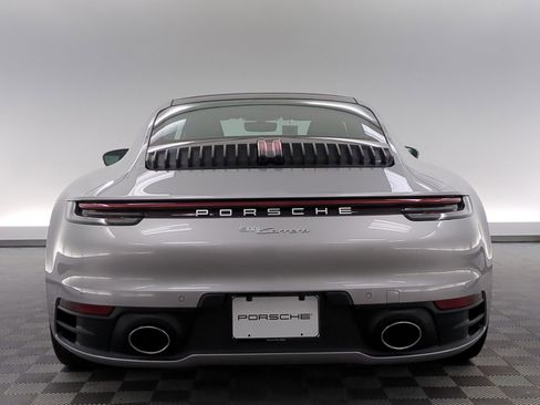 Used 2023 Porsche 911 Carrera w/ Premium Package RWD image 11