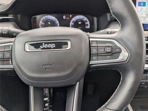Used 2022 Jeep Compass High Altitude AWD/4WD image 26