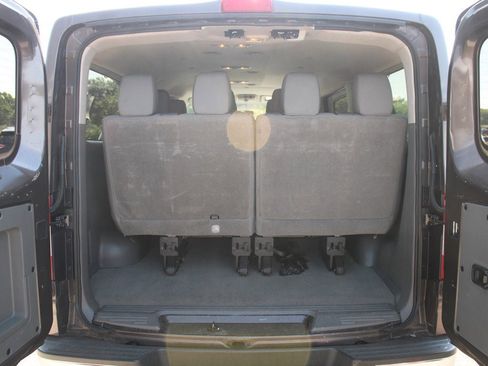 Used 2019 Nissan NV 3500 SV w/ Navigation Package image 12