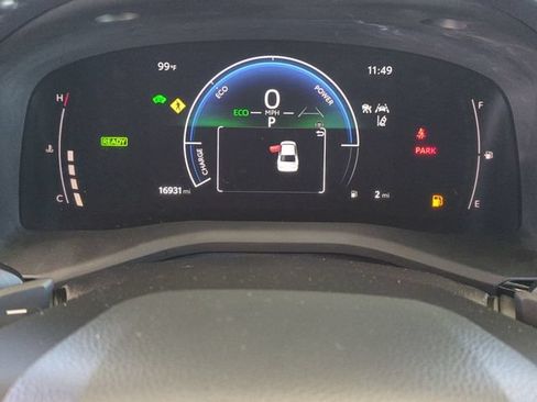 Used 2025 Toyota Camry SE FWD image 14