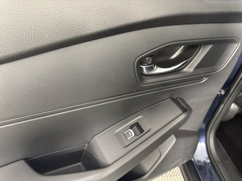 Certified 2025 Honda Accord SE image 17