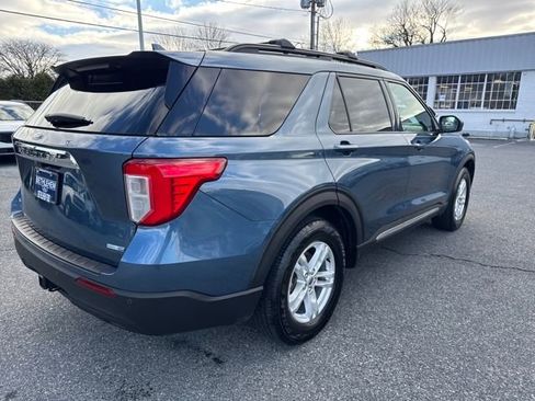 Used 2020 Ford Explorer XLT w/ Comfort Package image 5