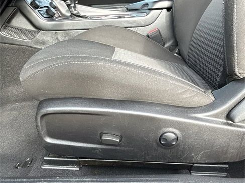 Used 2023 Dodge Challenger GT image 12