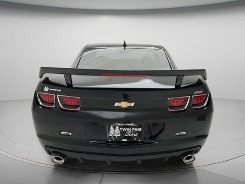 Used 2014 Chevrolet Camaro SS w/ RS Package RWD image 4