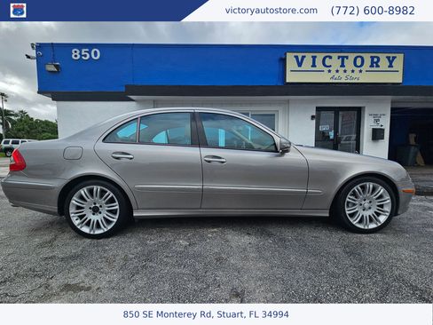 Used 2008 Mercedes-Benz E 350 Sedan image 4