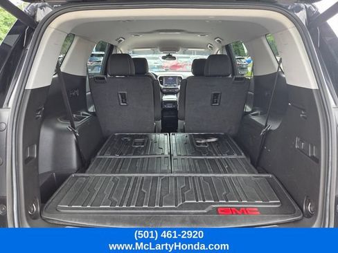 Used 2023 GMC Acadia SLE w/ Driver Convenience Package FWD image 14
