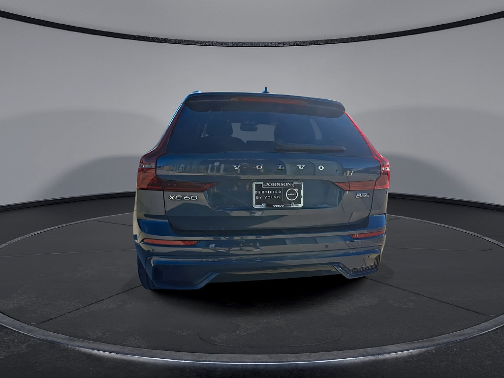 Certified 2026 Volvo XC60 B5 Core AWD/4WD image 8