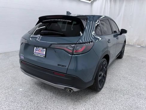 Used 2024 Honda HR-V Sport image 2