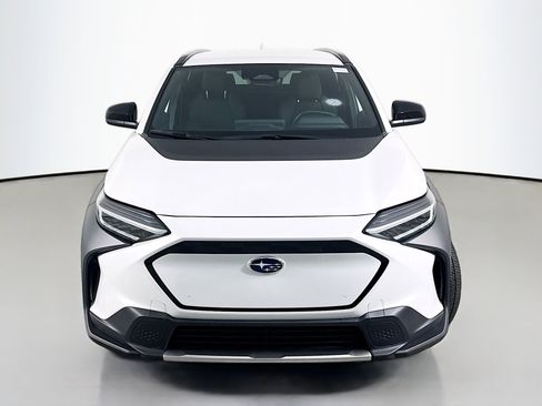 Used 2024 Subaru Solterra Premium image 2