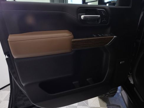 Used 2022 Chevrolet Silverado 3500 High Country w/ LPO, Hitch Package image 14