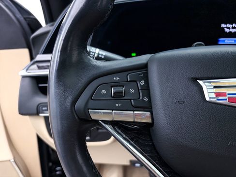 Used 2023 Cadillac Escalade Premium Luxury image 34