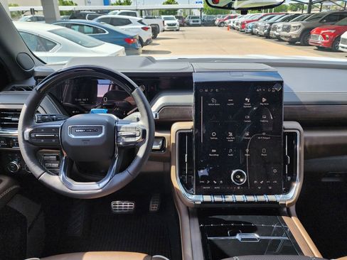 New 2026 GMC Yukon XL Denali Ultimate AWD/4WD image 31