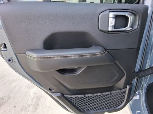 New 2026 Jeep Gladiator Sport image 20