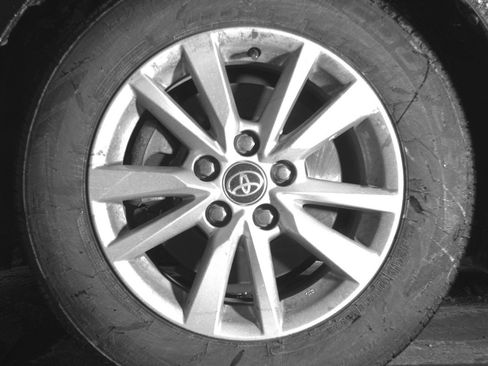 Used 2025 Toyota Camry LE image 19