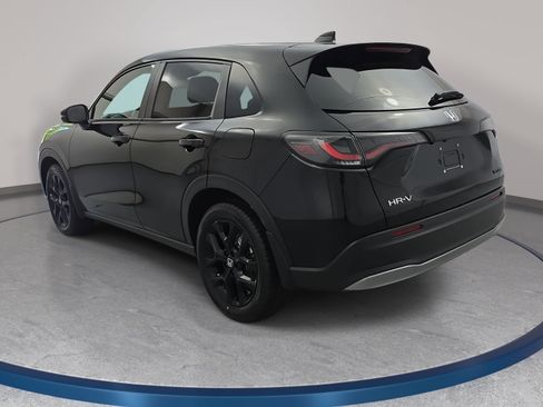 Certified 2025 Honda HR-V Sport image 7