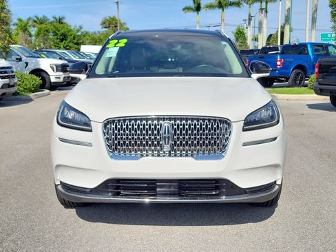 Used 2022 Lincoln Corsair Reserve w/ Elements Package FWD image 2