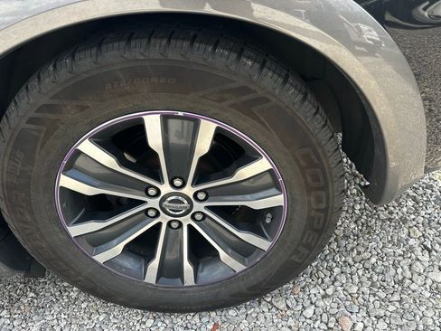 Used 2018 Nissan Armada SL w/ Premium Package AWD/4WD image 9