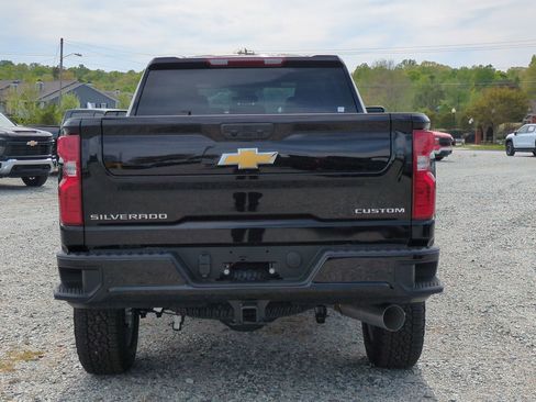 New 2026 Chevrolet Silverado 2500 Custom w/ Custom Value Package AWD/4WD image 8