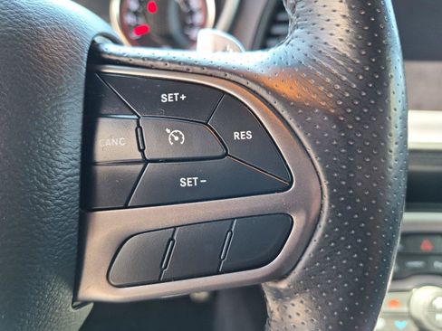 Certified 2022 Dodge Challenger R/T Scat Pack w/ Plus Package RWD image 23