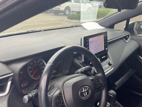 Used 2020 Toyota Corolla SE image 11