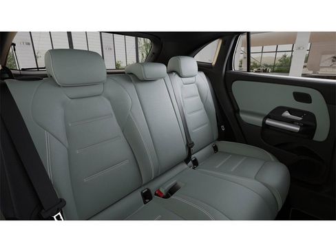 New 2026 Mercedes-Benz GLA 250 GLA 250 image 5