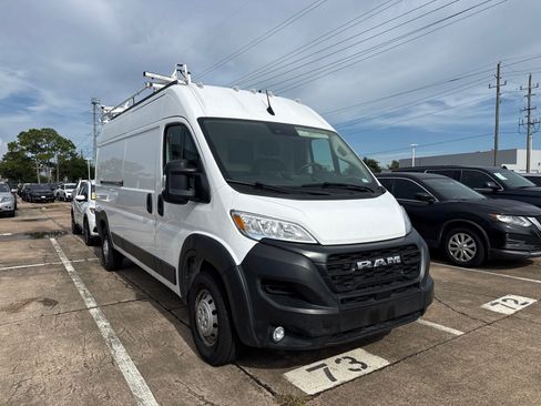 Used 2023 RAM ProMaster 2500 FWD image 1