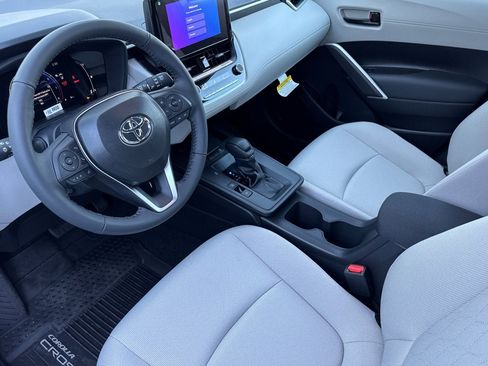 New 2026 Toyota Corolla Cross LE FWD image 11