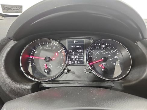 Used 2014 Nissan Rogue S w/ Convenience Package FWD image 16
