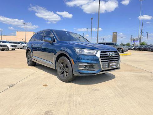 Used 2018 Audi Q7 2.0T Premium Plus w/ Premium Plus Package AWD/4WD image 3