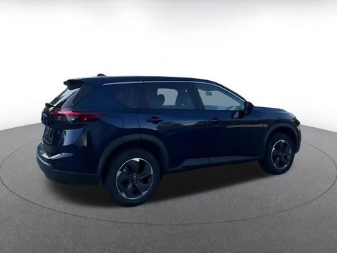 Used 2025 Nissan Rogue SV AWD/4WD image 15