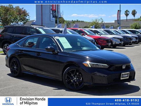Used 2025 Honda Civic Sport image 1