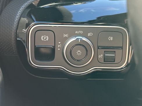 Certified 2025 Mercedes-Benz CLA 250 image 22